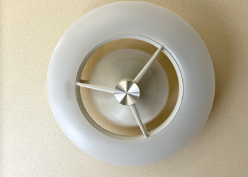 サーキュレーターの電源オン、風が送られている様子